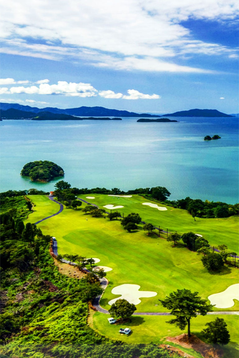 多島美の瀬戸内を眺望するリゾートゴルフ